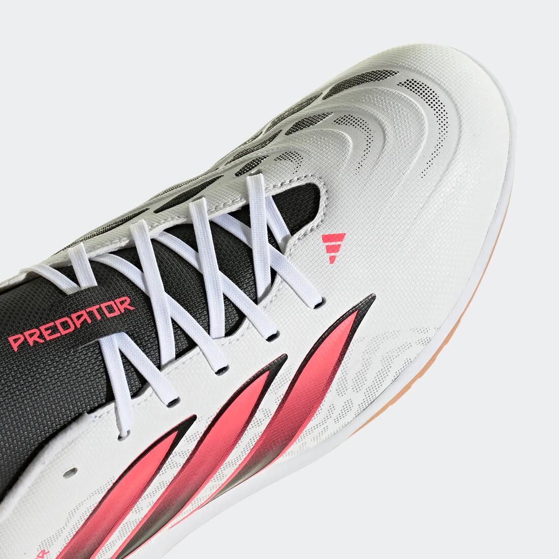 Çizme për të rritur adidas Predator Club Futsal të bardha 4